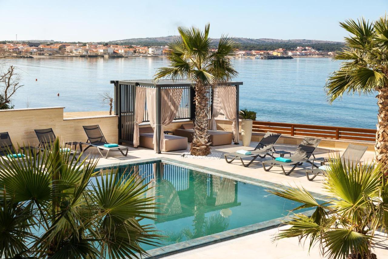 Malibu Imperial Resort ヴィル エクステリア 写真