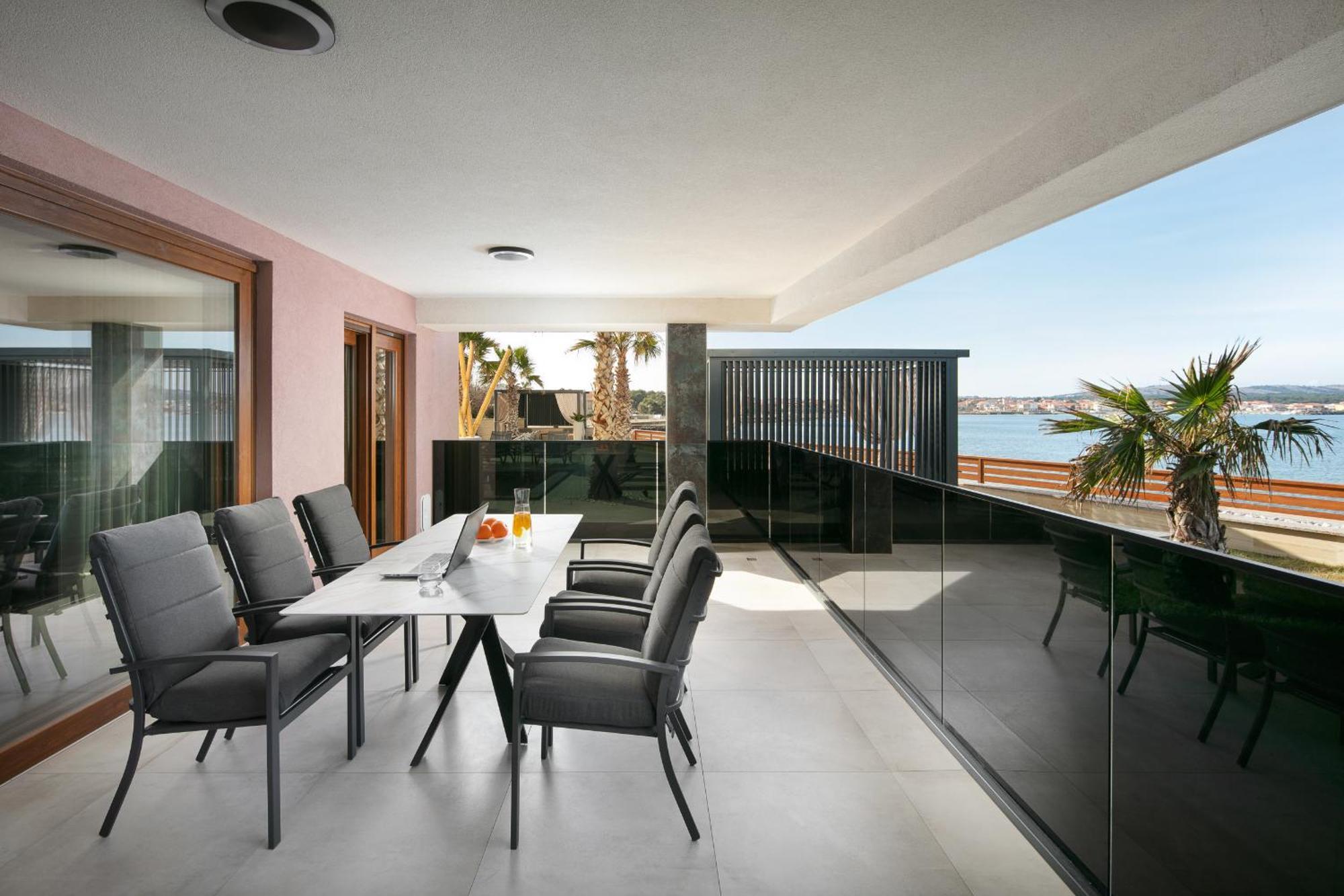 Malibu Imperial Resort ヴィル エクステリア 写真
